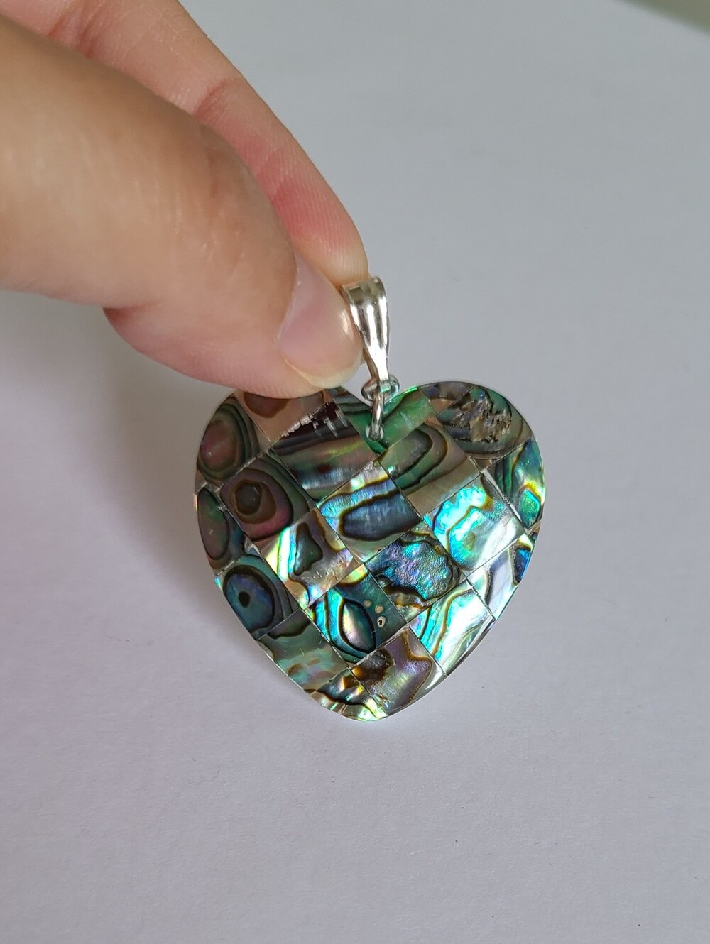 Vintage Boho Chunky Blue Green Abalone Shell Mother of Pearl Puffy Heart Pendant